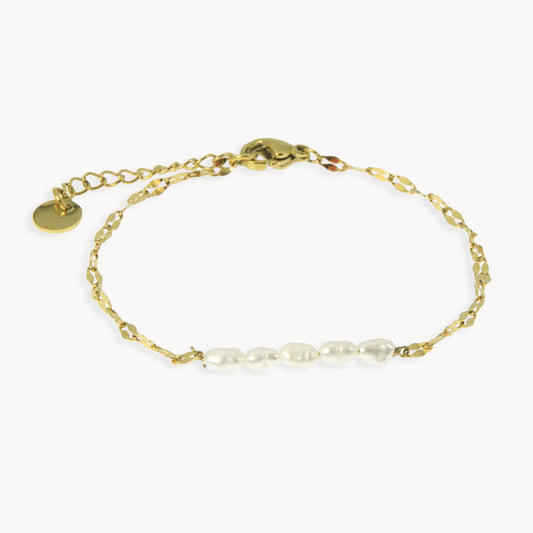 5 Small Pearls Bracelet