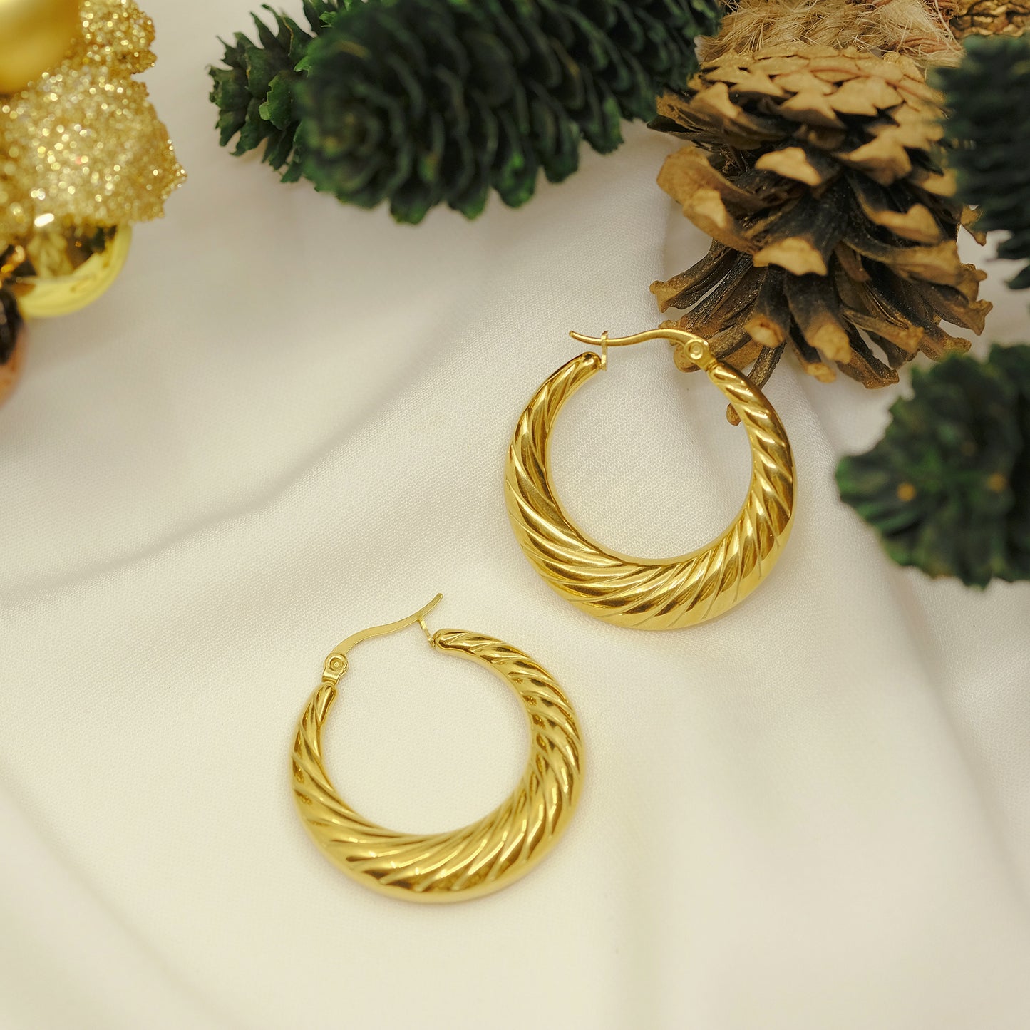 Orélia Hoop Earrings