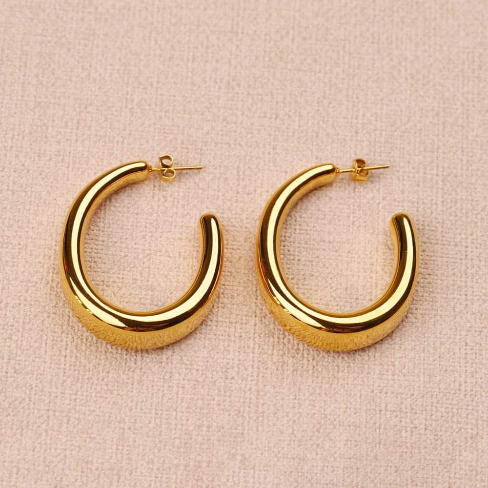 Doryne Oval Hoop Earrings
