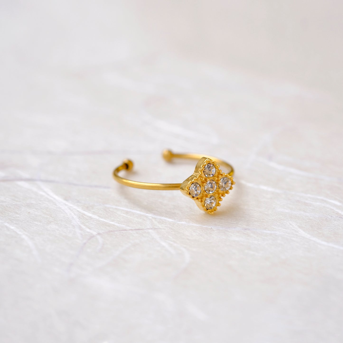 Clover Ring