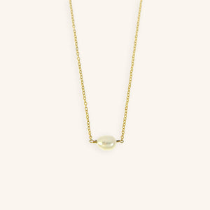 one pearl ST necklace