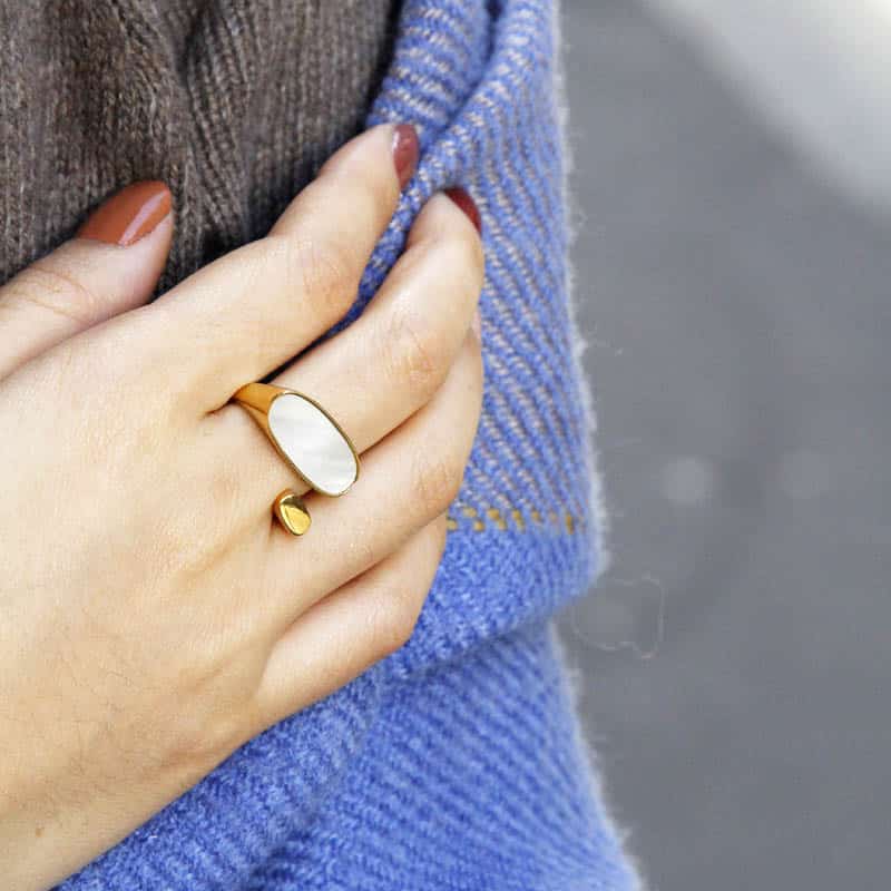 pearl Big Ring