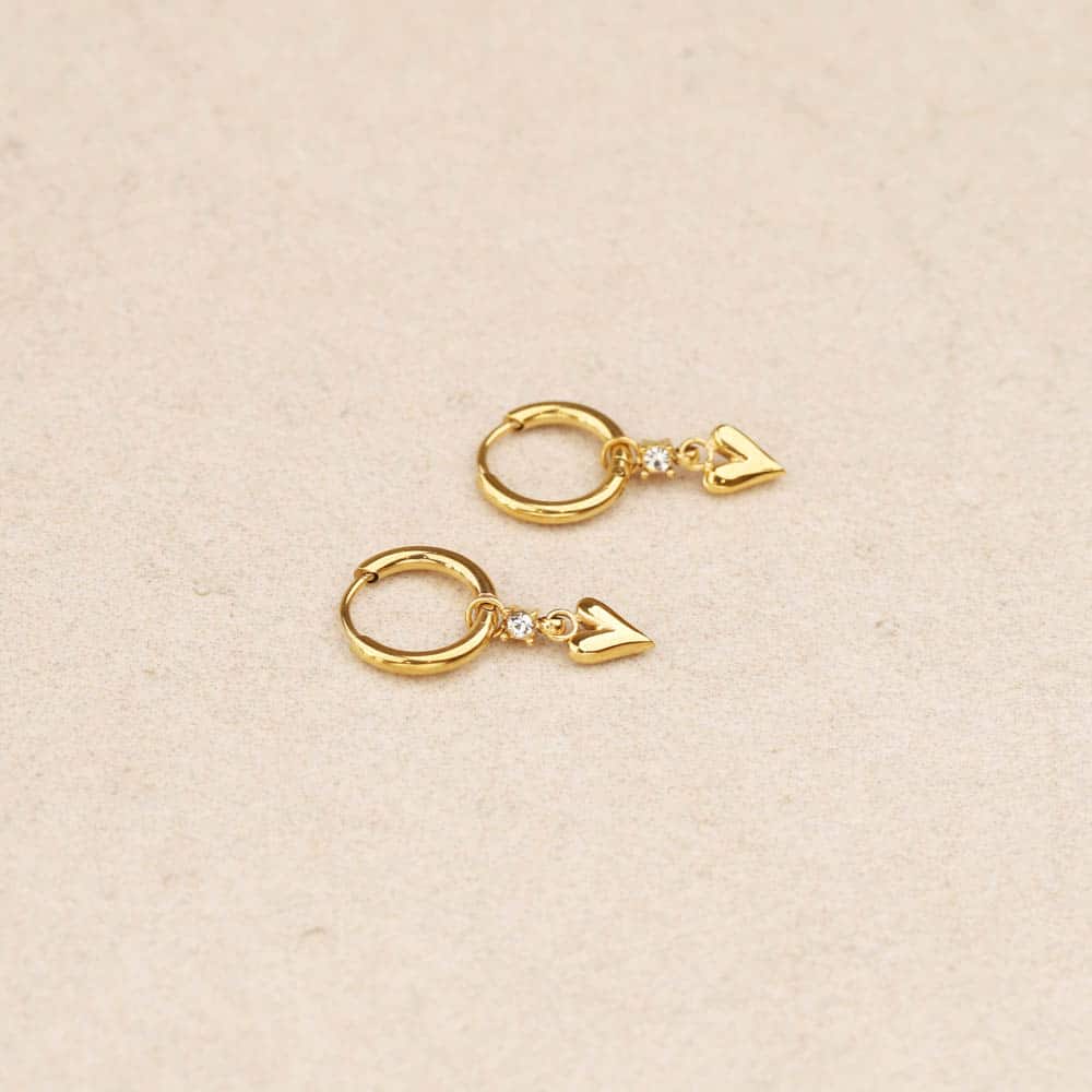 Yunae Mini Heart Earrings