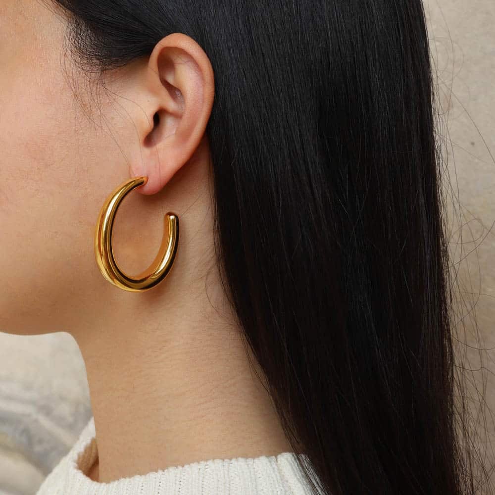 Doryne Oval Hoop Earrings