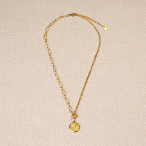 Auralie Clover Half Clip Necklace