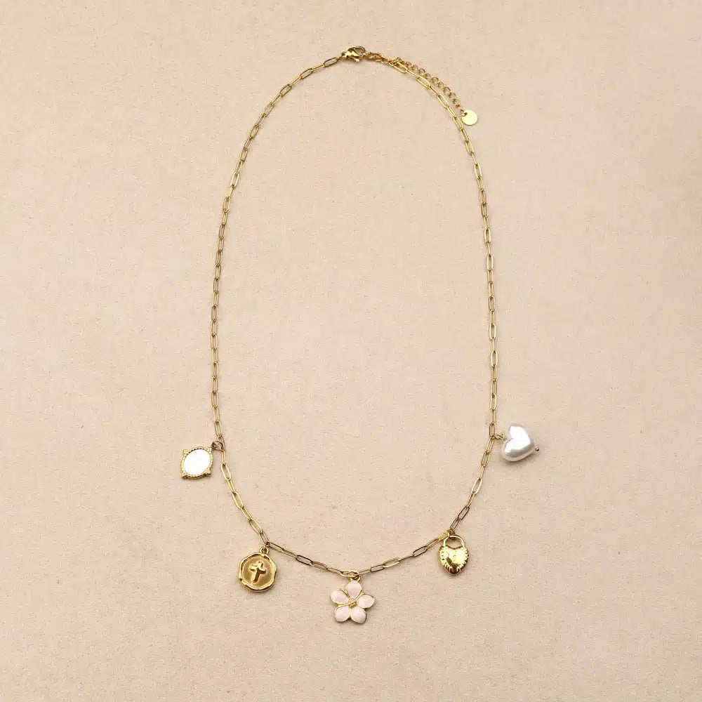 Cleophee white flower pendant necklace