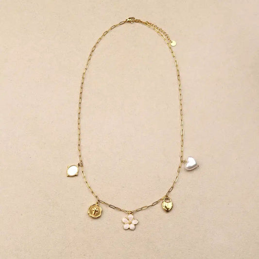 Cleophee white flower pendant necklace