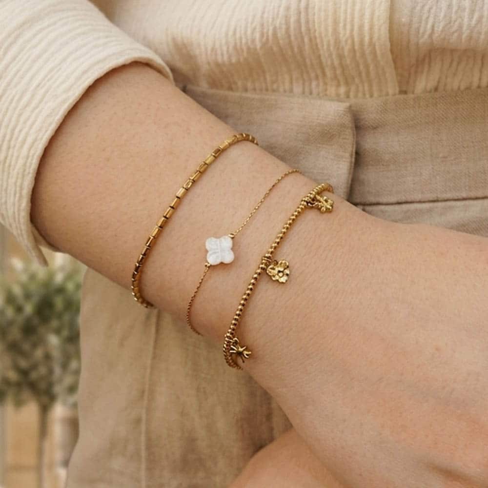 Lumia Mini Pearly Clover Bracelet