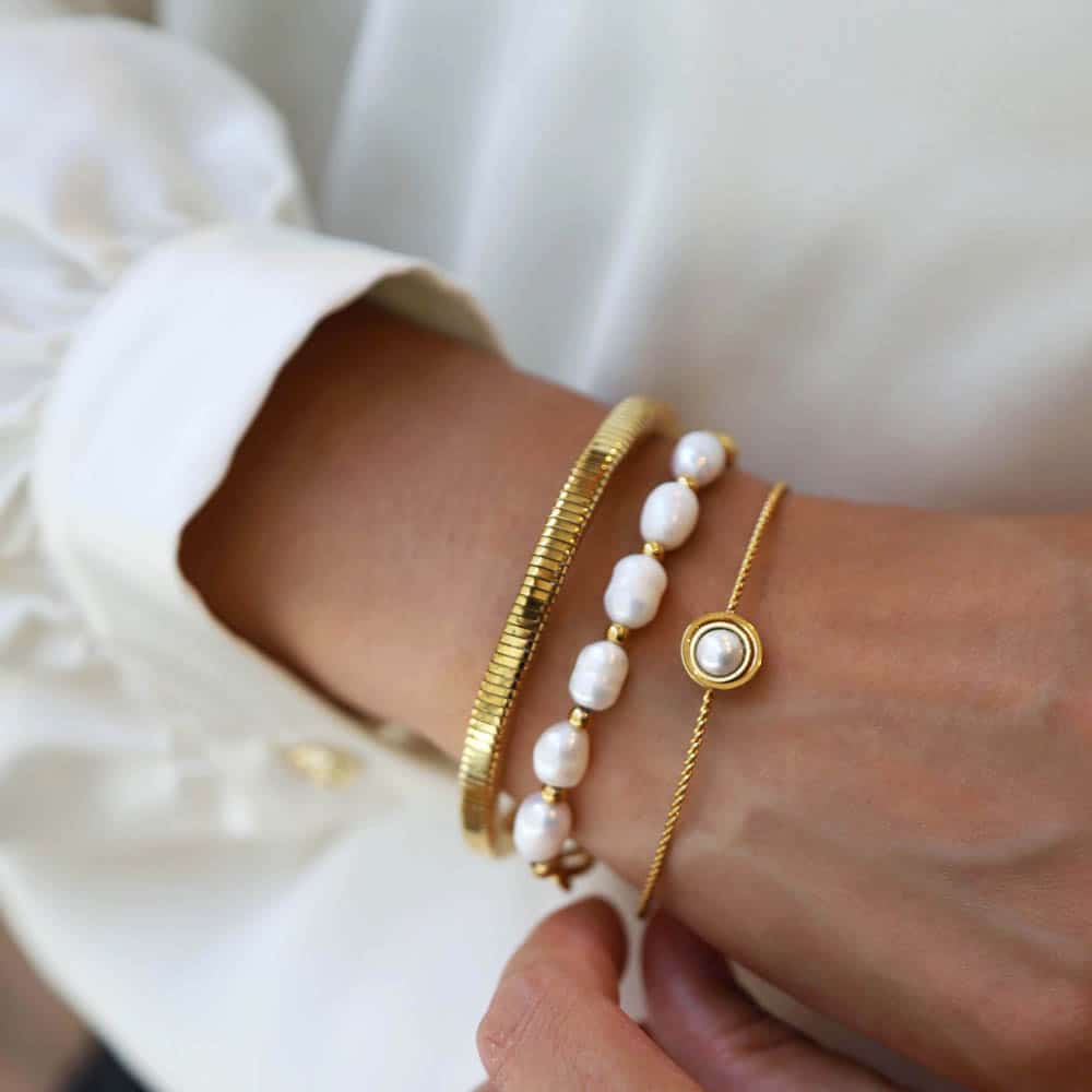 Naria Pearlescent Bead bangle