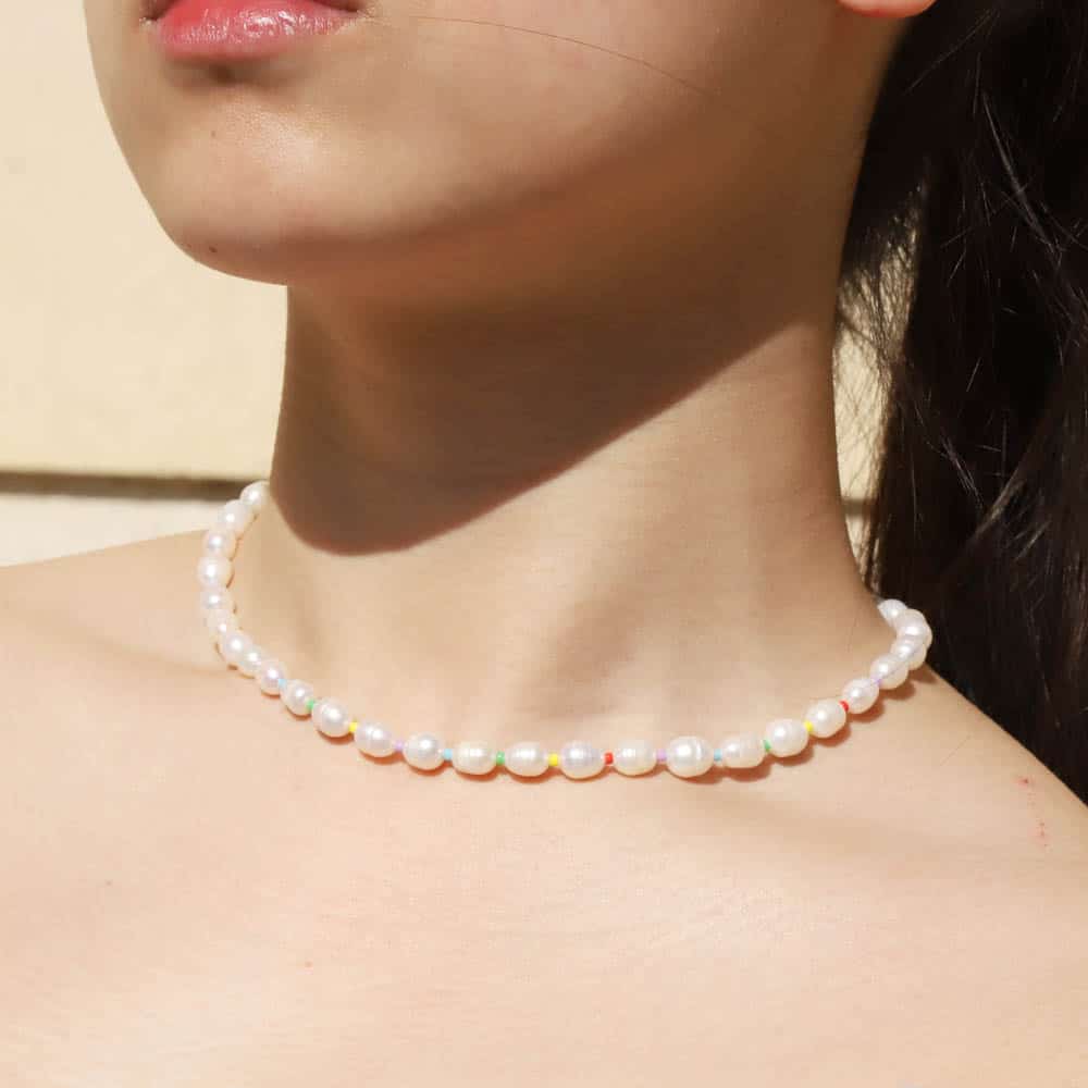 Aina II Big Pearls Multicolored Beads Necklace
