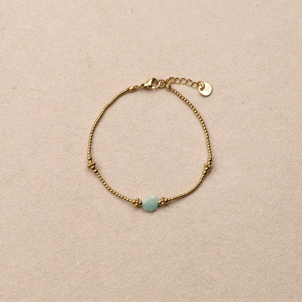 Layana Strings Of Beads 1 Stone Bracelet