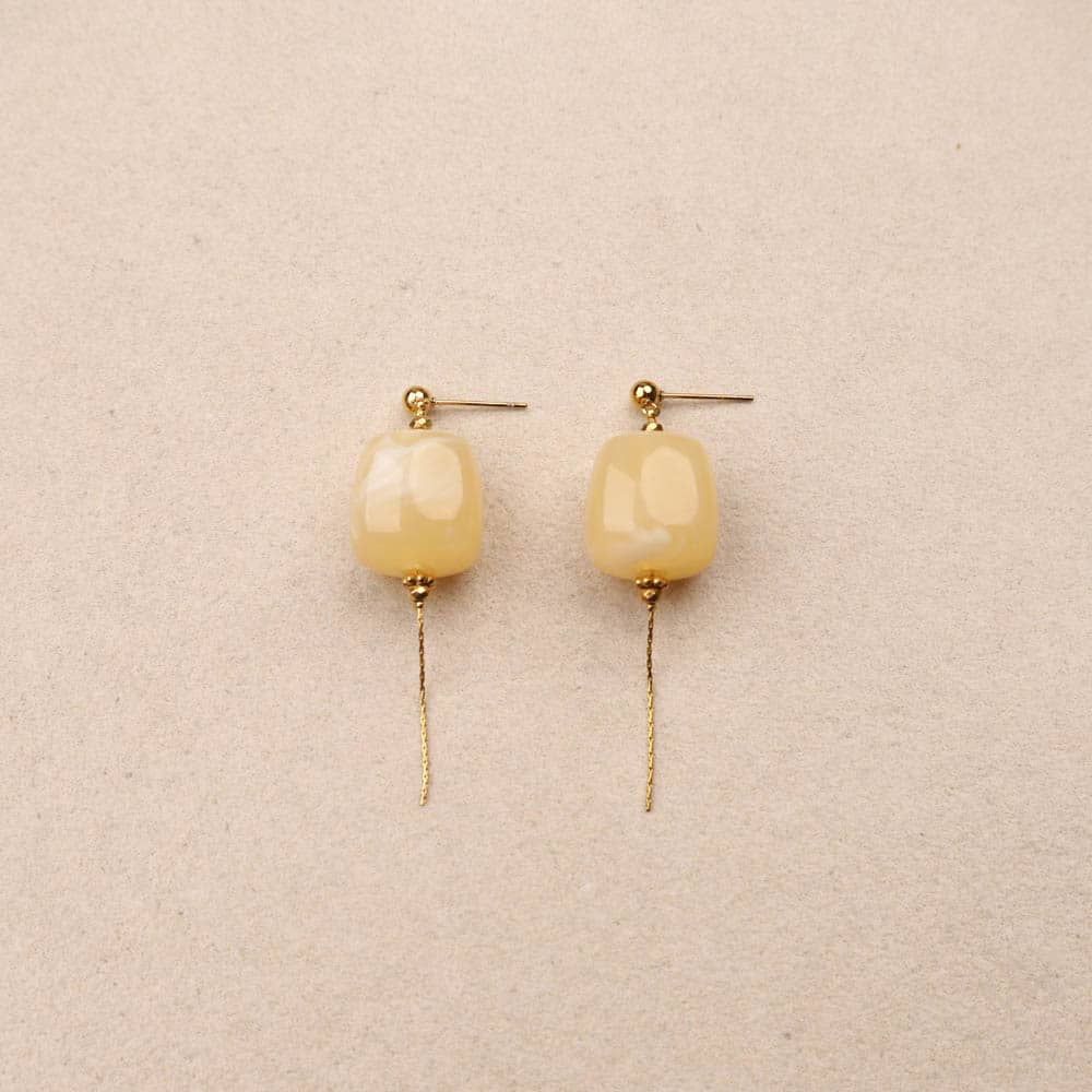 Aveliane Cube Resin Earrings