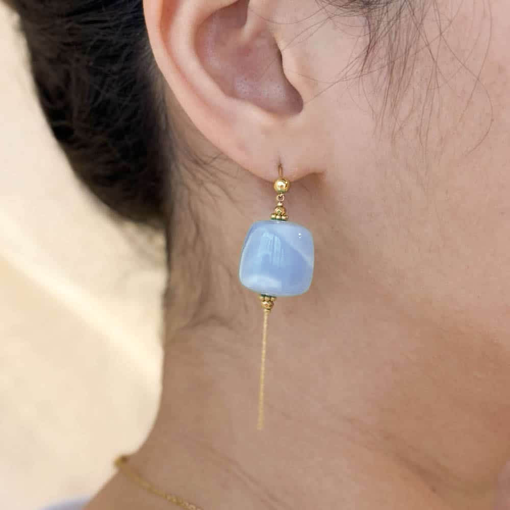 Aveliane Cube Resin Earrings