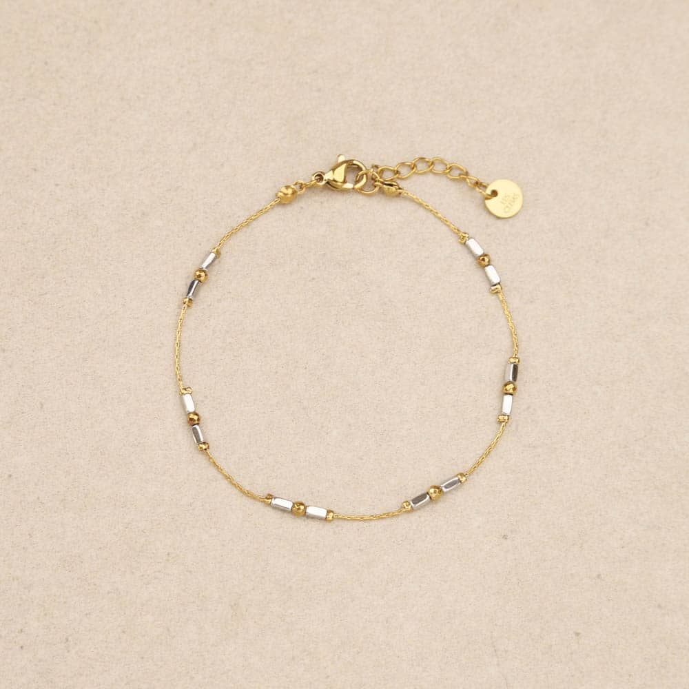 Lye Cylindrical Beads Bracelet