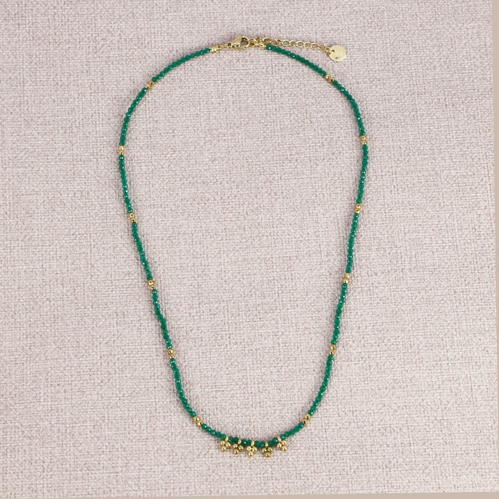 Akar Green Stones Beads Necklace