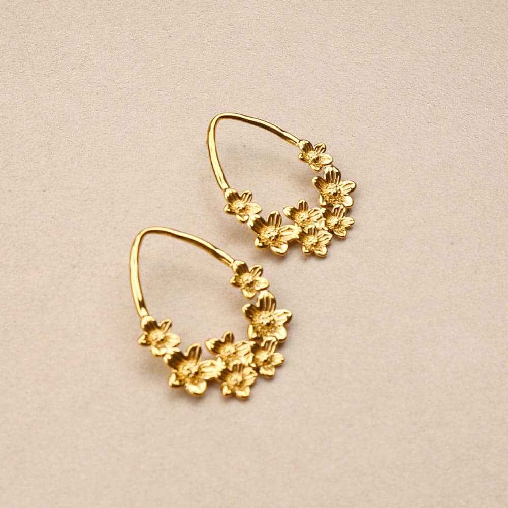 Amarilis oval flowers Earrings Les Cleias