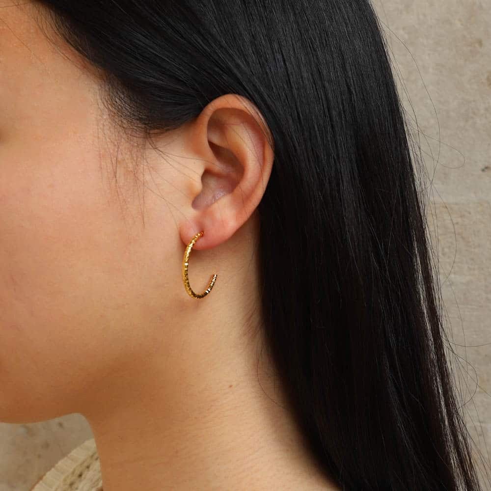 Emorine Textured Thin Hoop Earrings