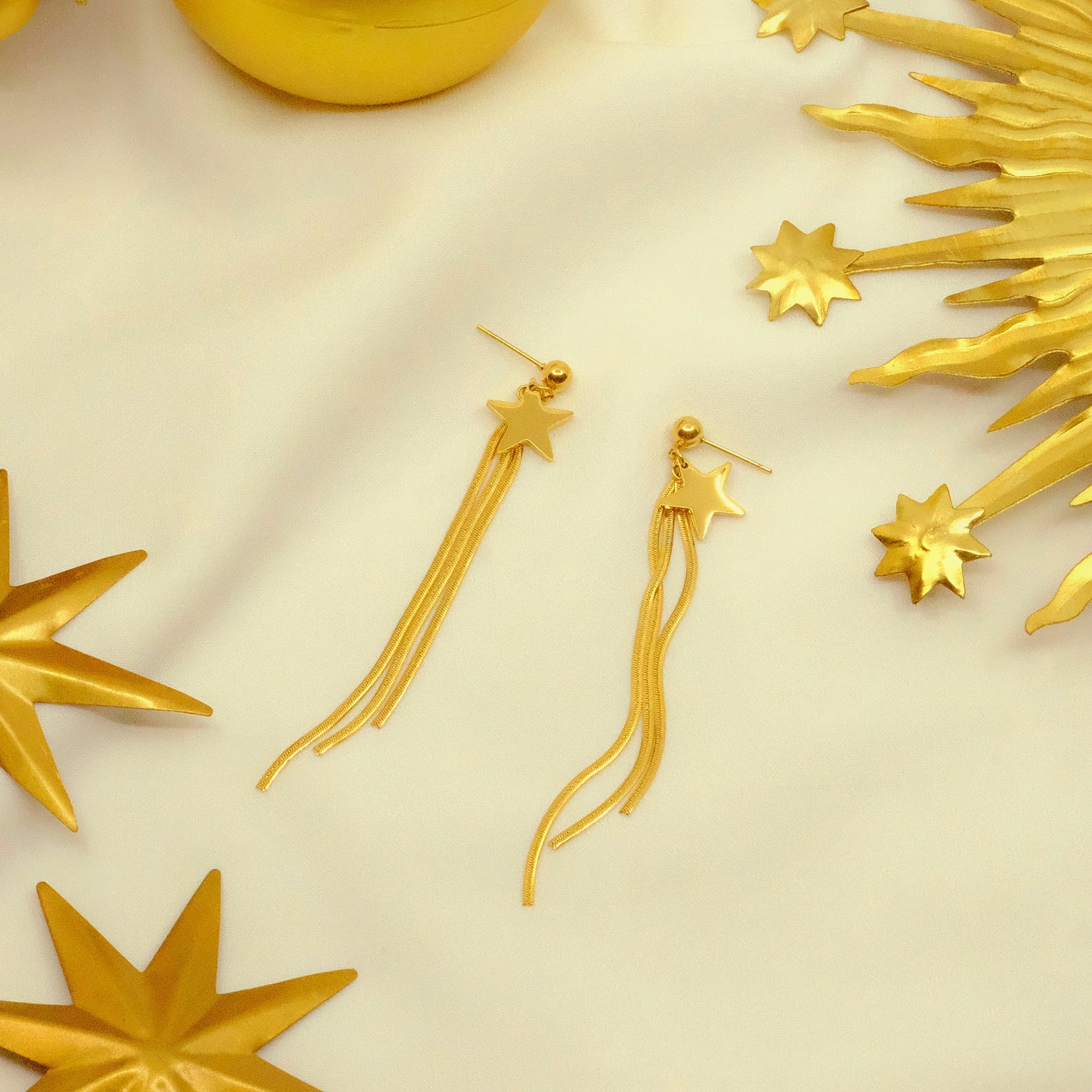 Nila Shooting Star Earrings