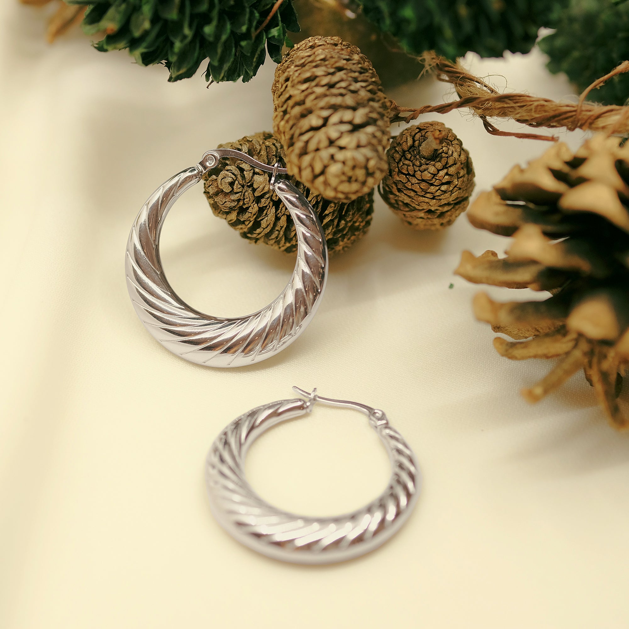 Orélia Hoop Earrings