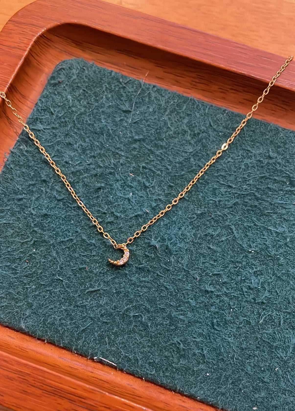Plain Gold Necklace
