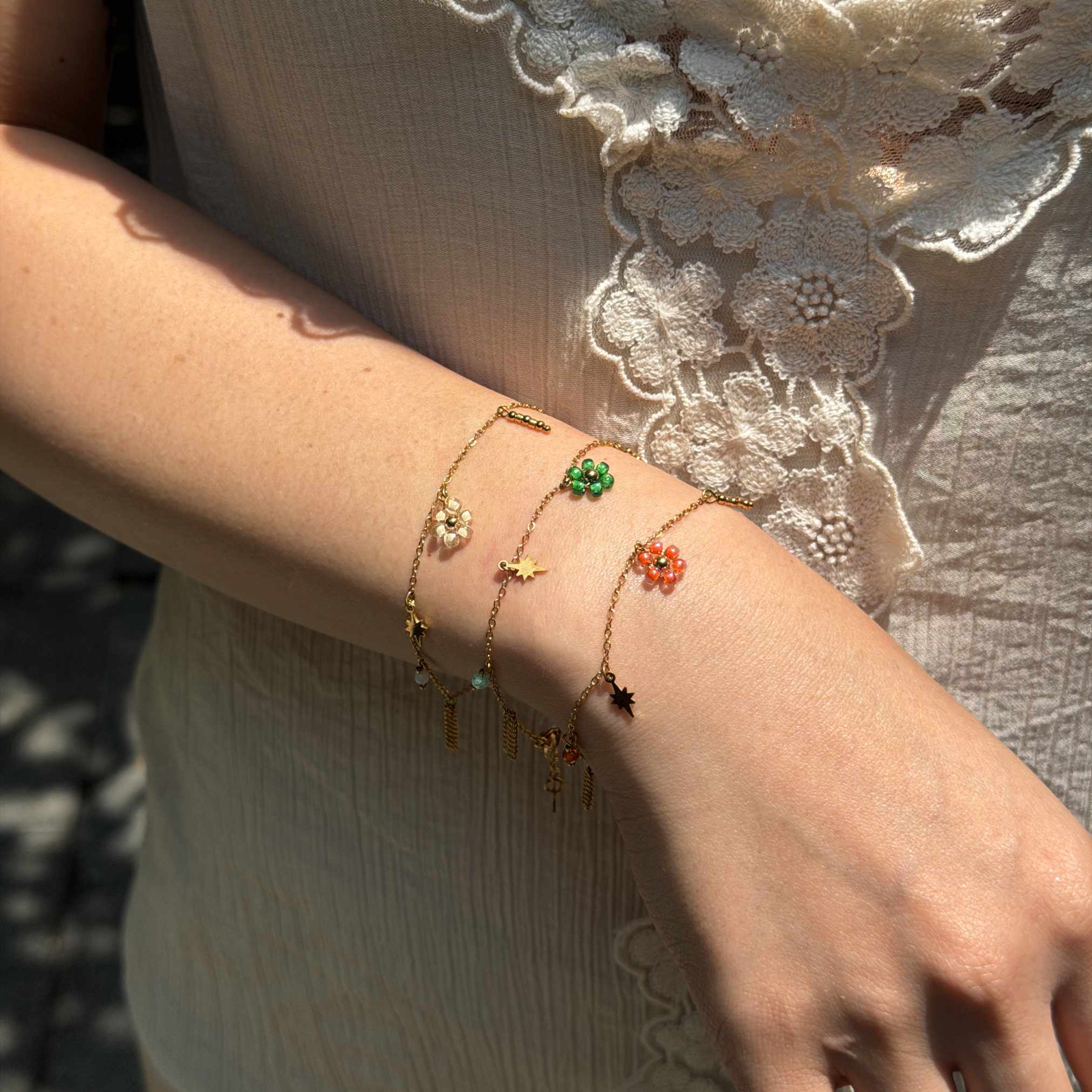 Orana Flower Beads Chain Bracelet