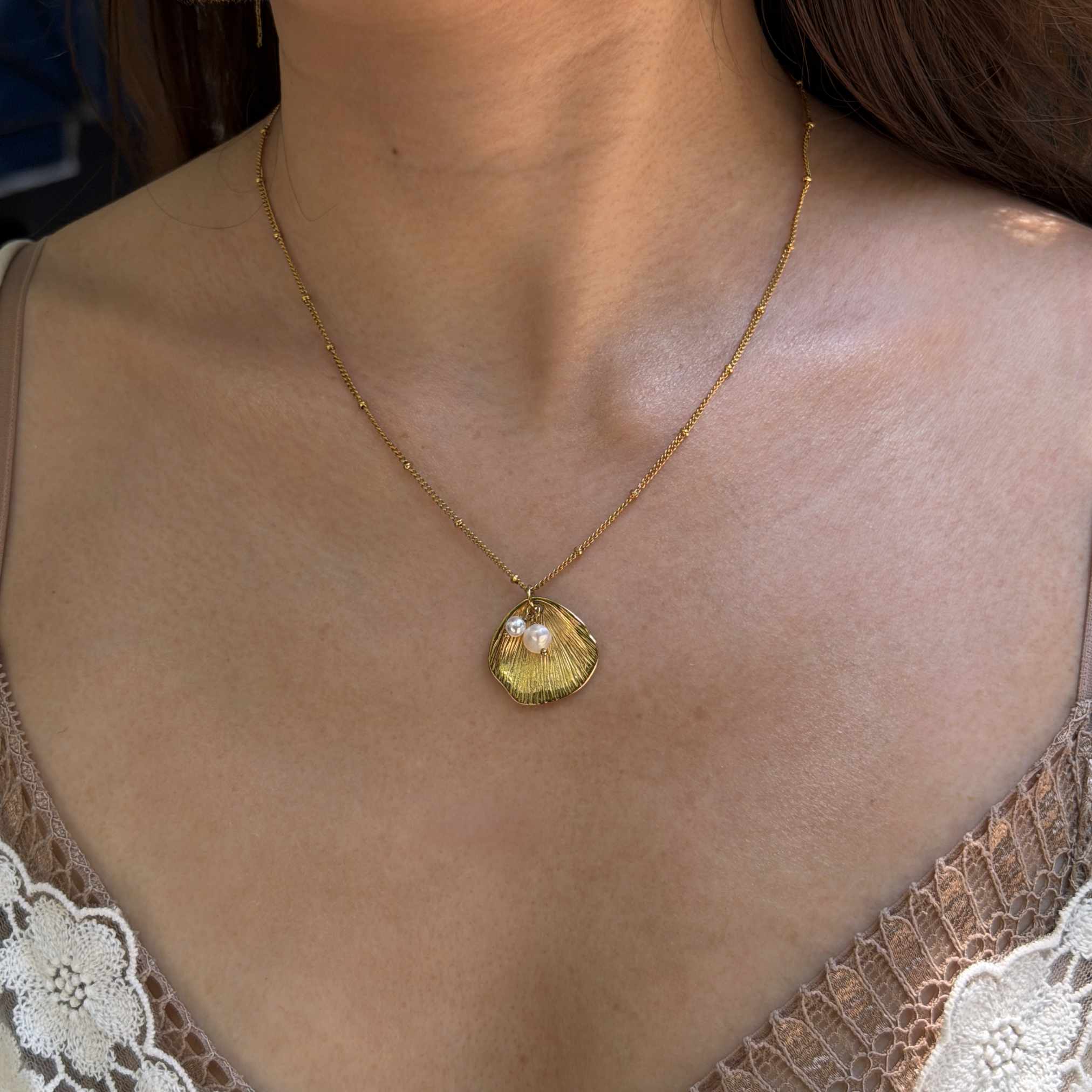 Noema shell & pearls Necklace