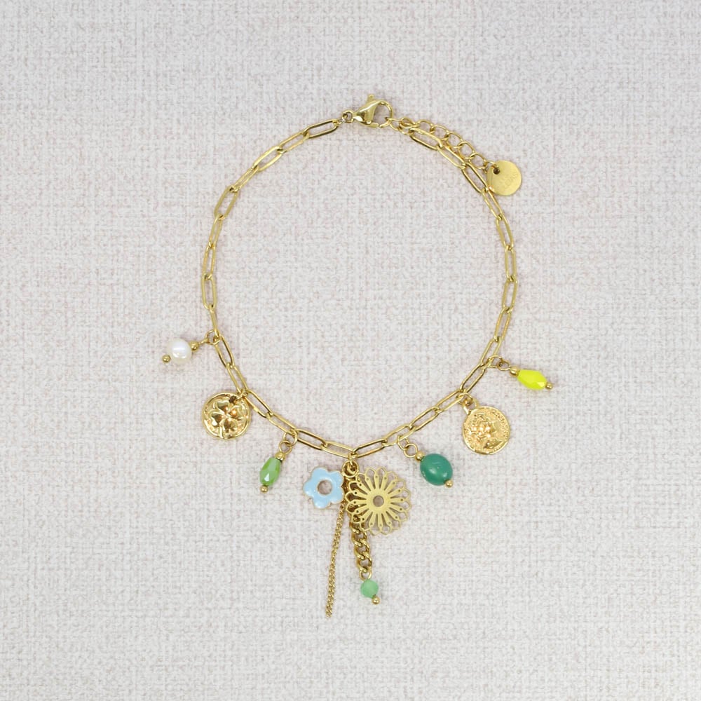 Kirua Flower Charms Bracelet