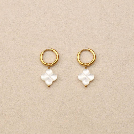 Naclea Pearly Clover Earrings