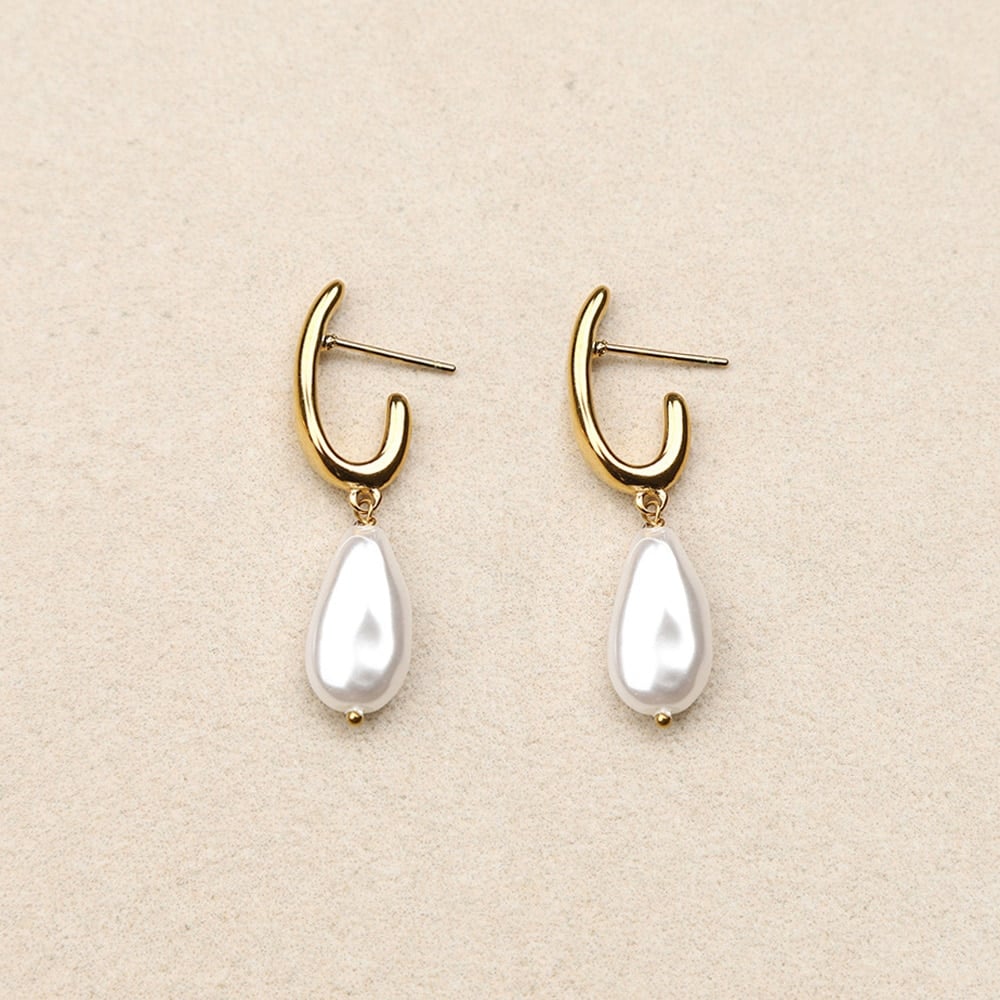 Ismeria Long Drop Imitation Pearl Earrings