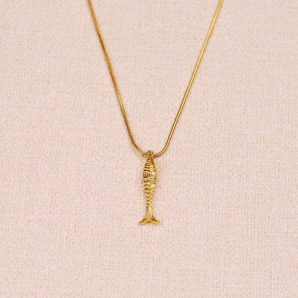 Eryph fish snake chain Necklace