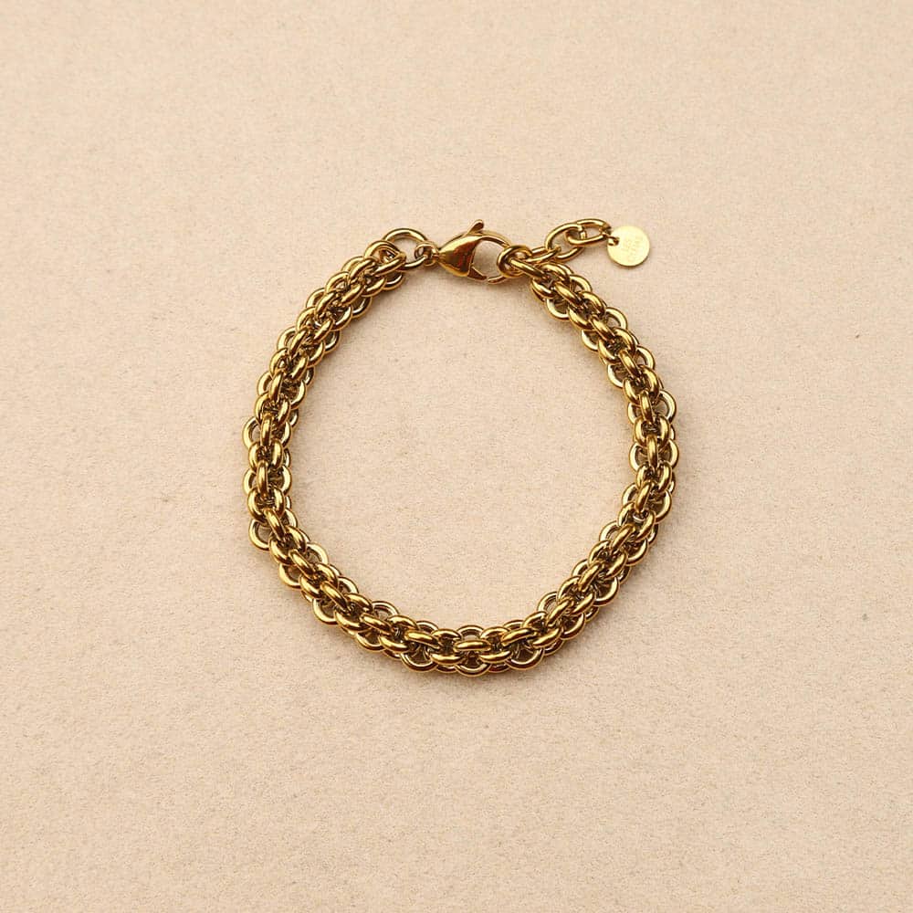 Lynea Interwoven Round-Thick Bracelet