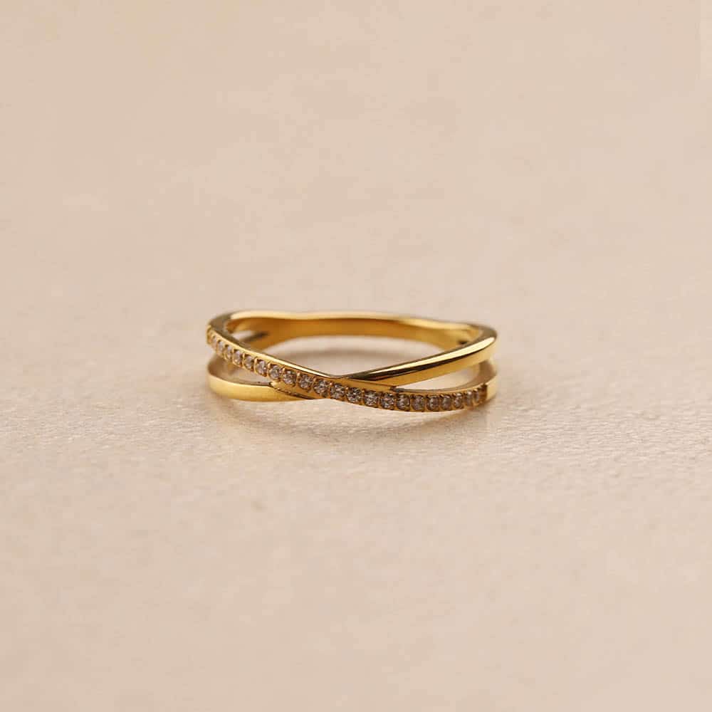 Aléssia cross zircons ST ring