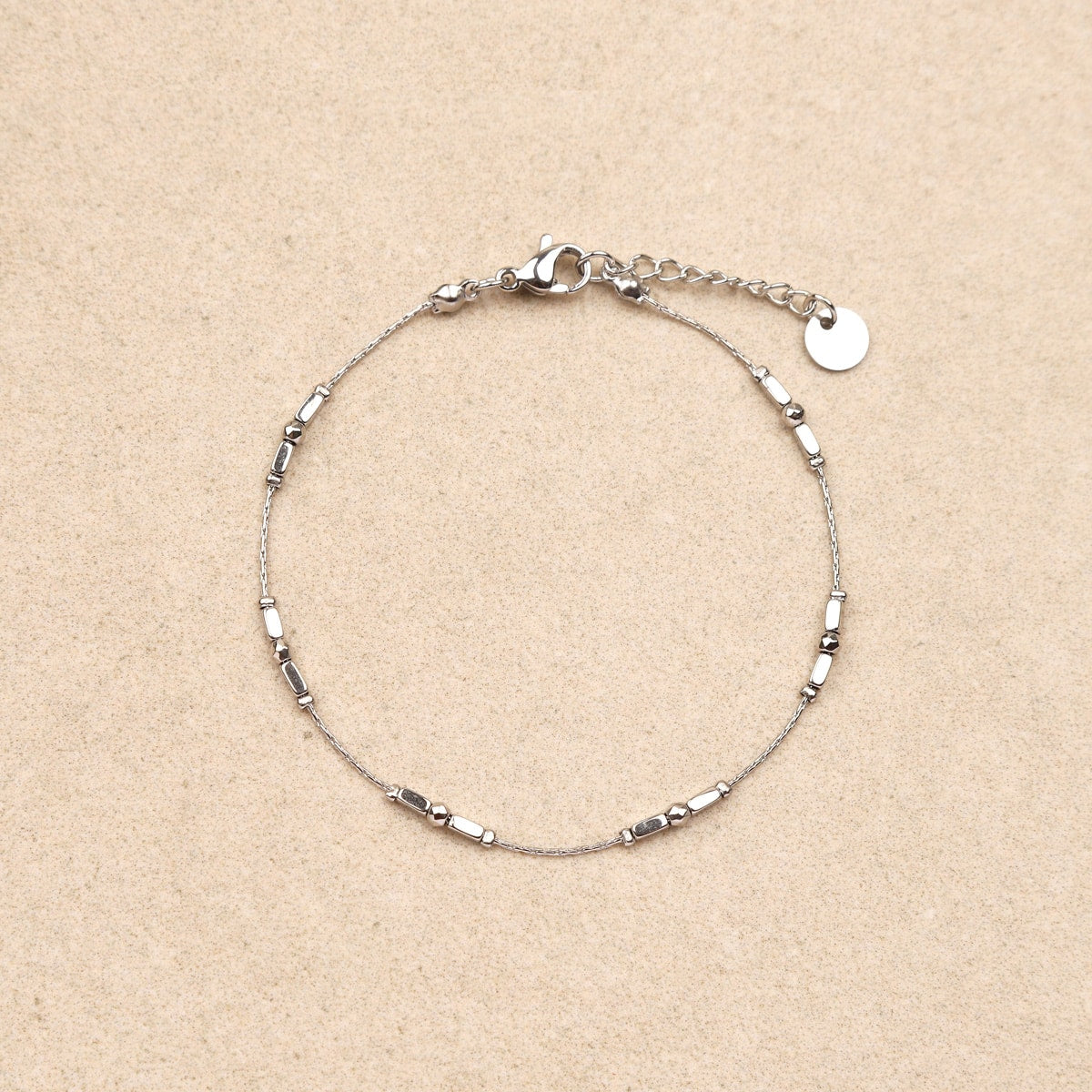 Lye Cylindrical Beads Bracelet