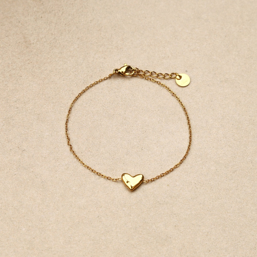 Veltia Flat Heart Bracelet
