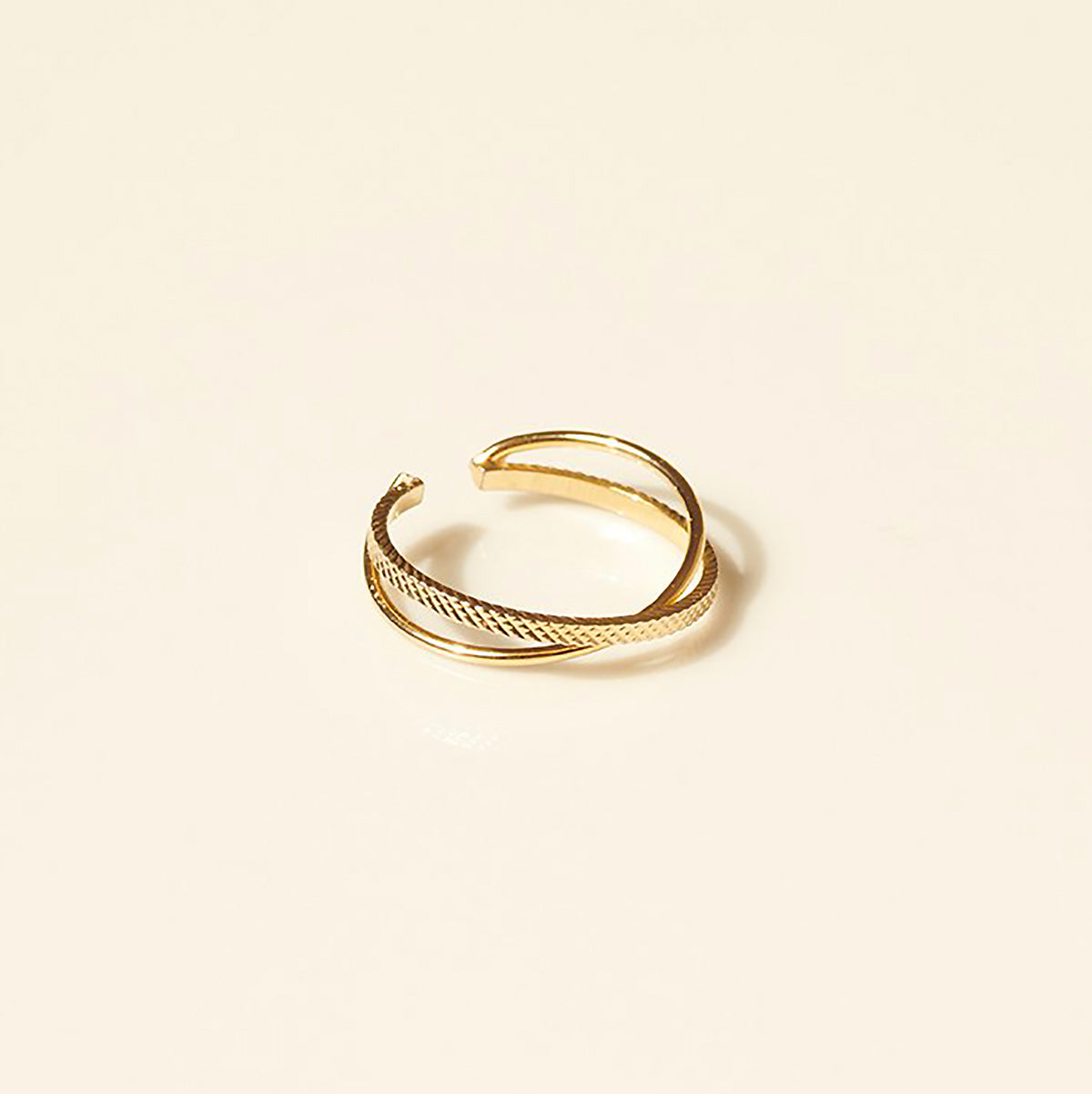 Nest Double Cross Ring