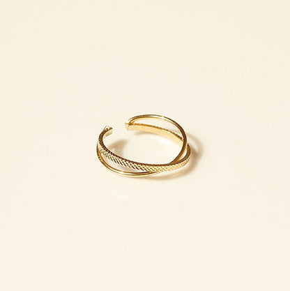 Nest Double Cross Ring
