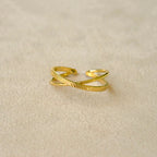Nest Double Cross Ring