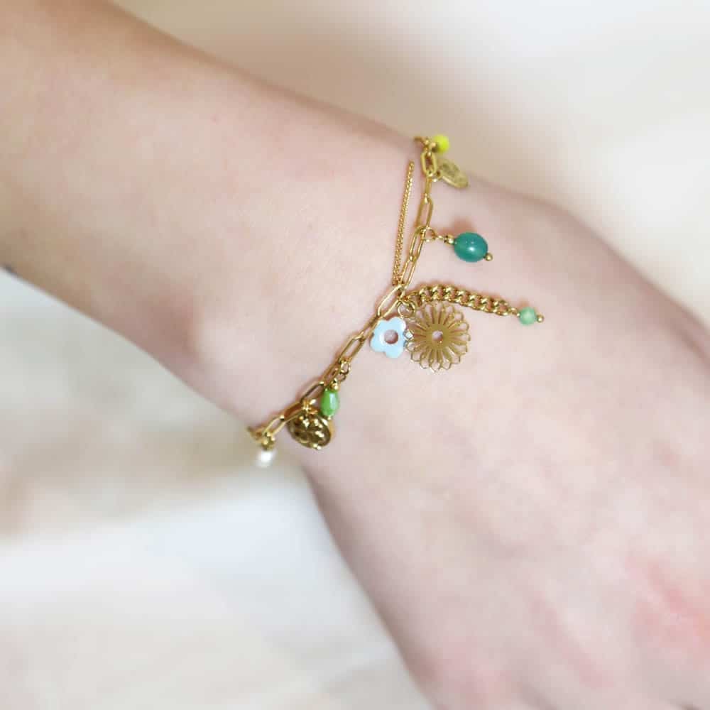 Les Cleias Flower Charms Bracelet