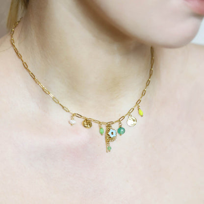 Kirua Flower Charms Necklace