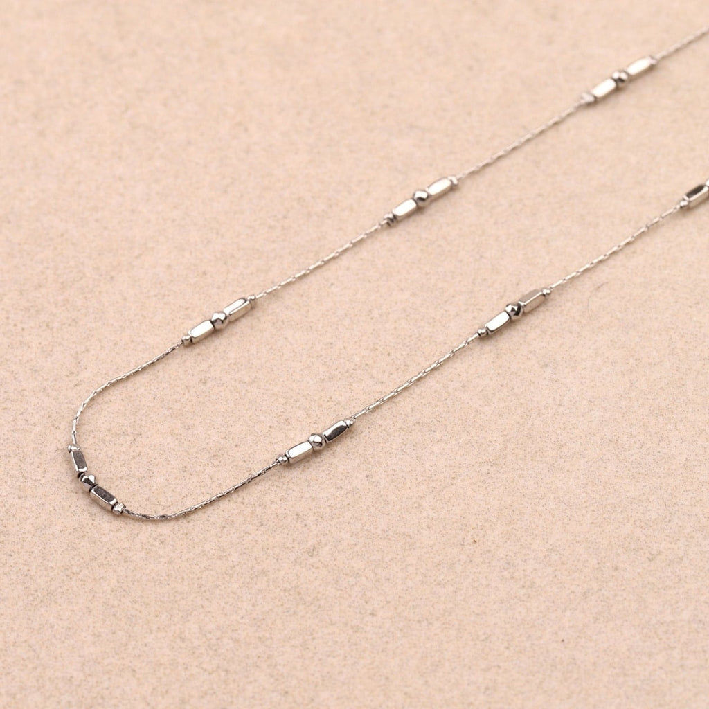 Les Cleias Lye Beads Silver Necklace