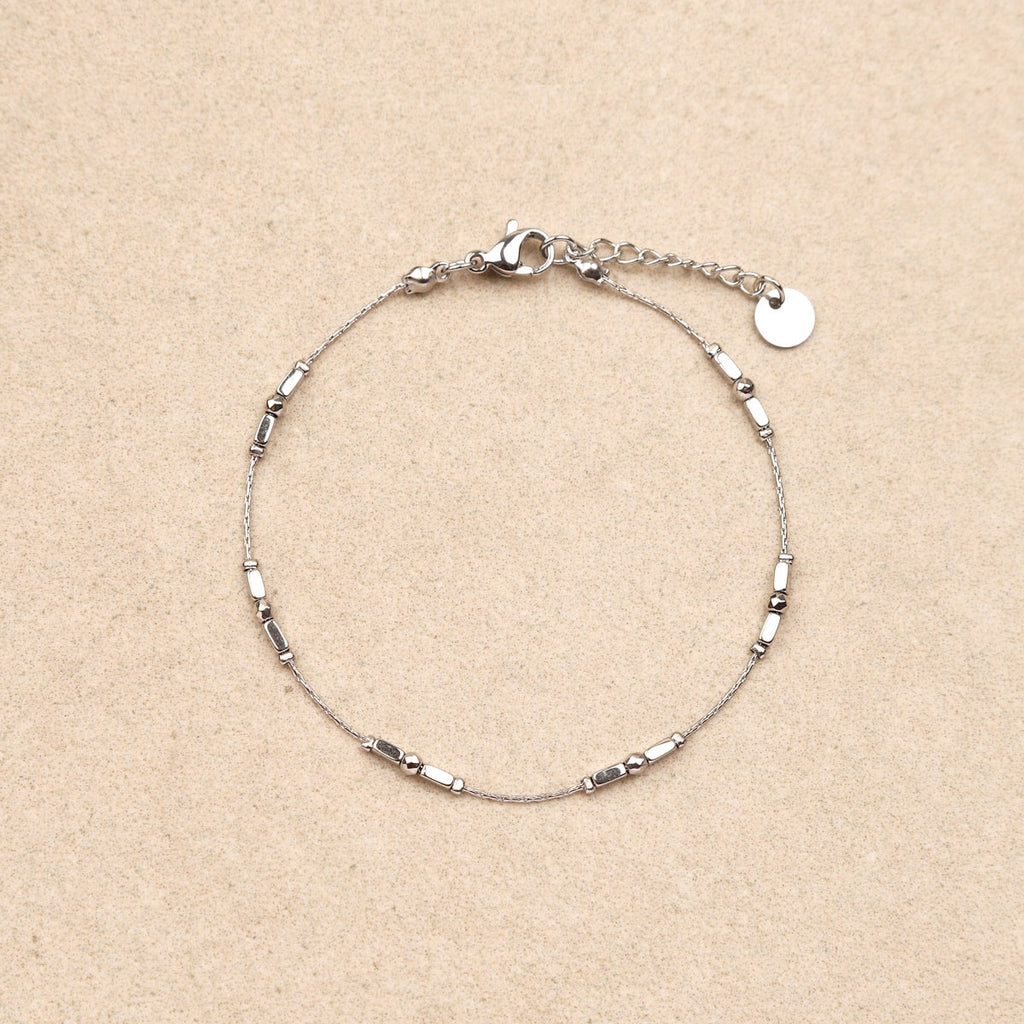 Lye Cylindrical Beads Silver Bracelet