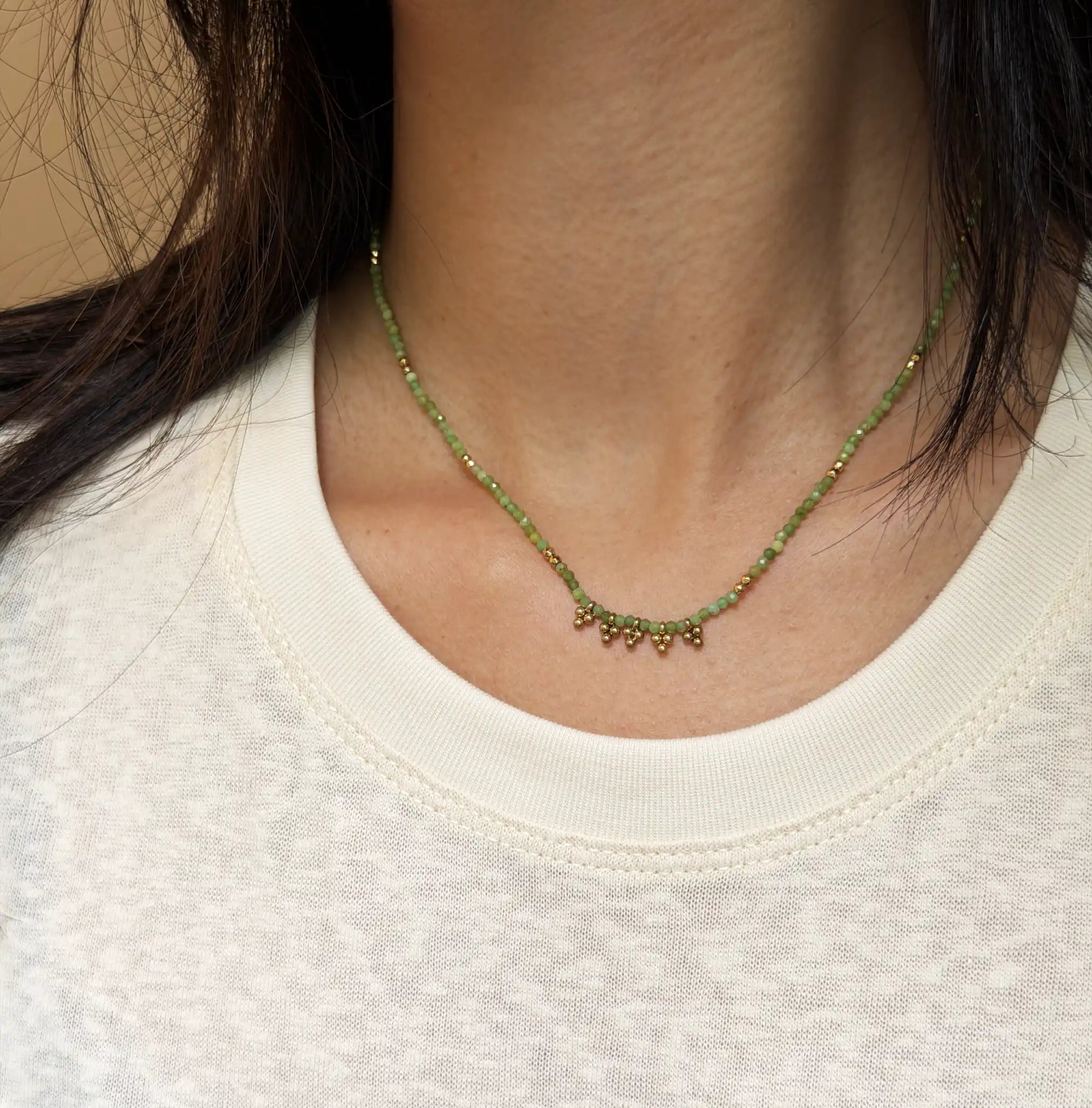 Akar Stones Beads Necklace