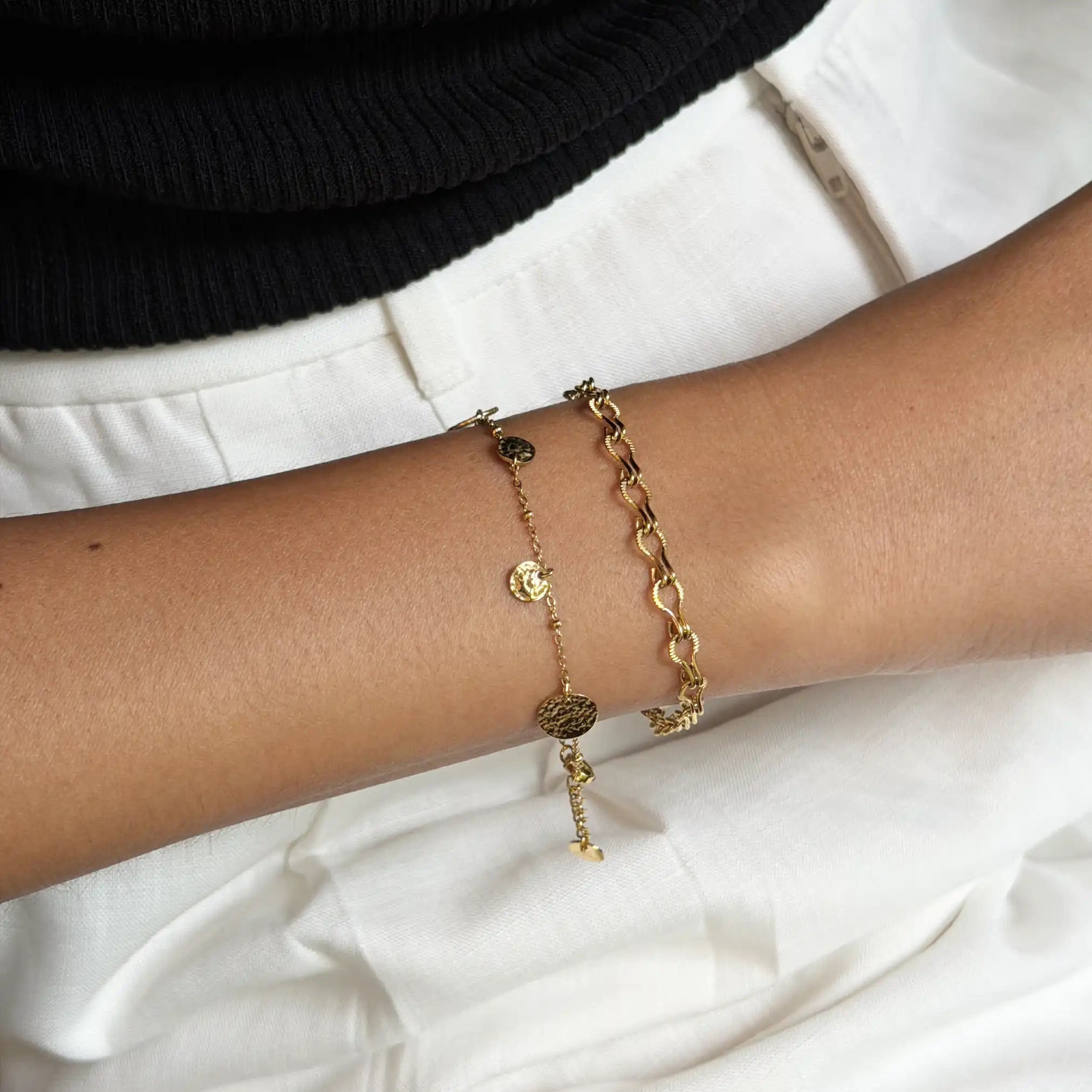 Vespera Textured Links Bracelet