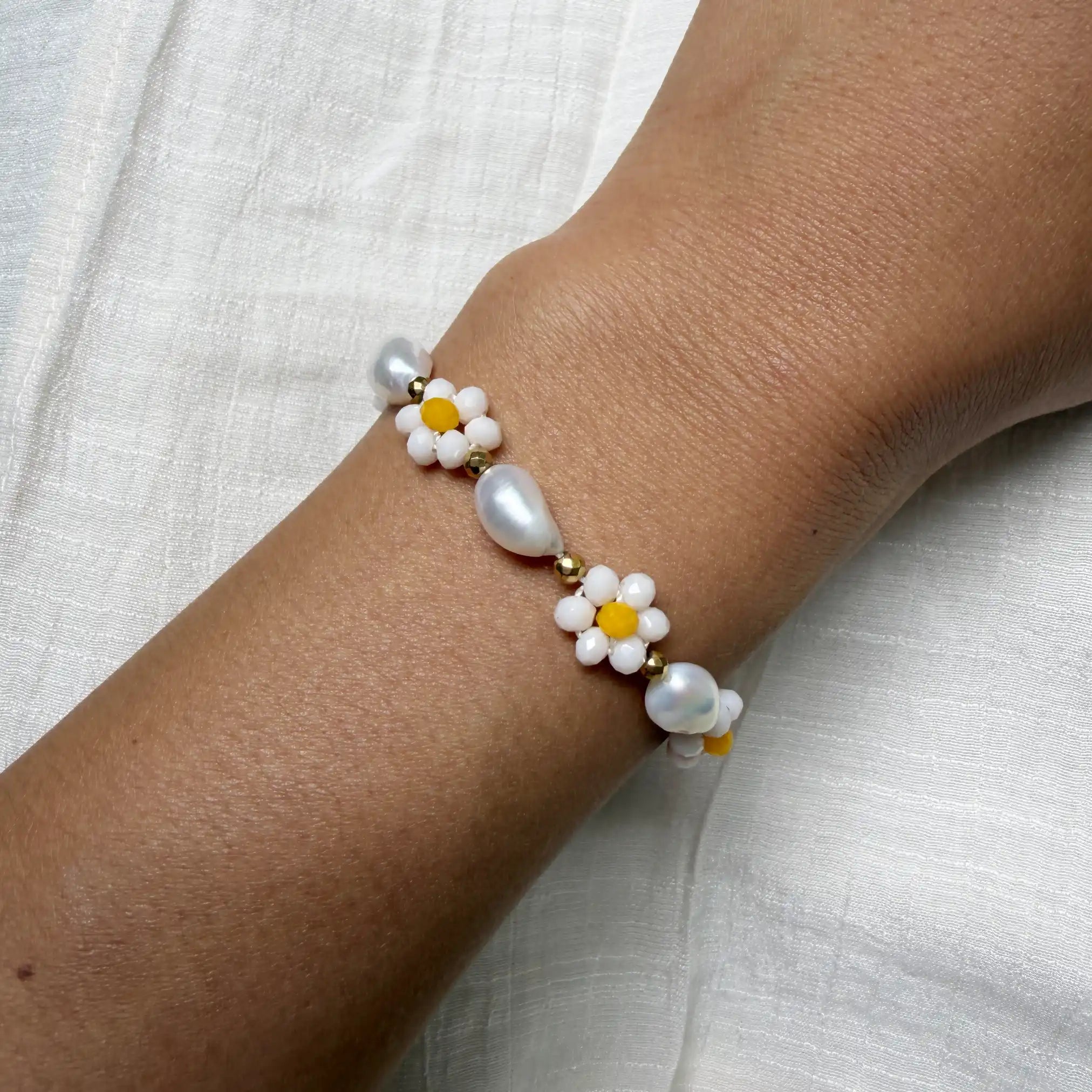 Yasmine crystal flower bracelet