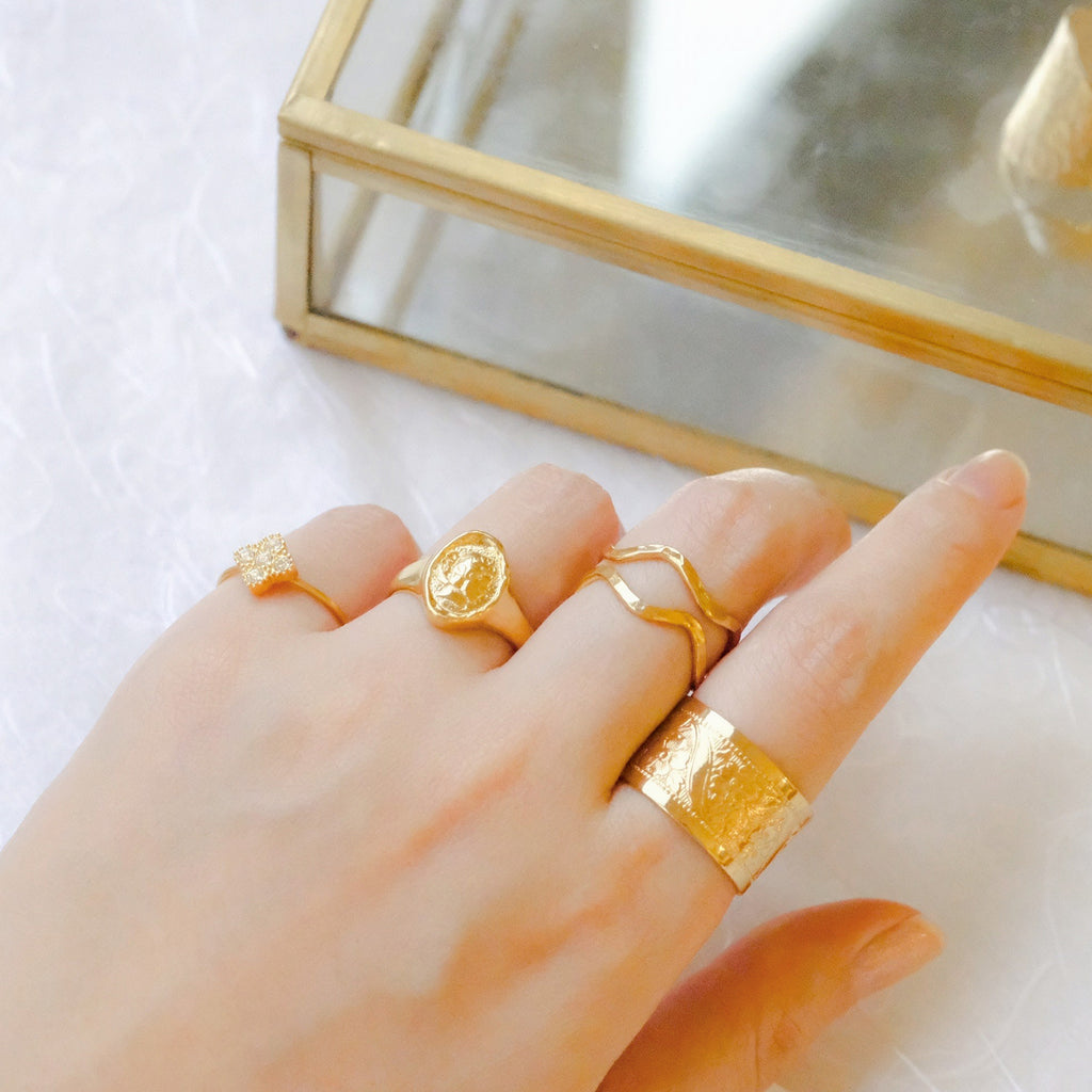 Clover Ring