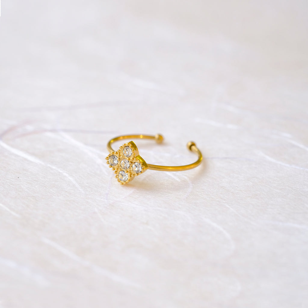 Clover Ring