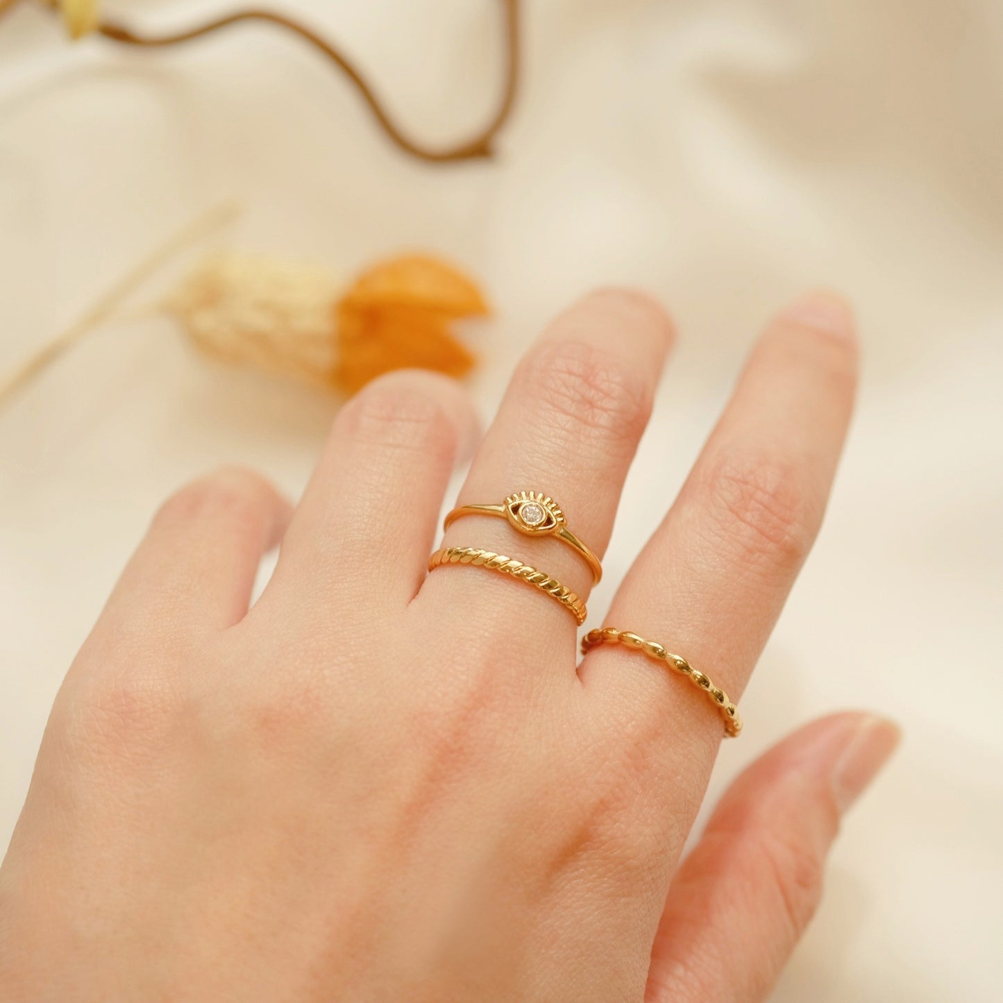 Eye Ring